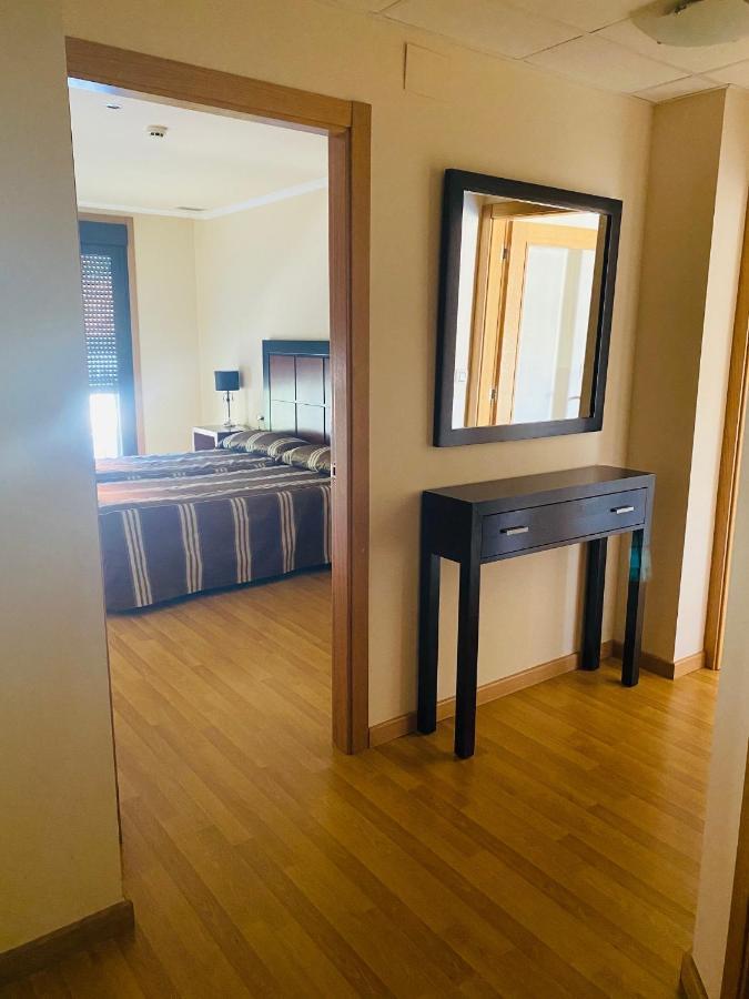 Hotel Av Apartamentos ロビオス エクステリア 写真