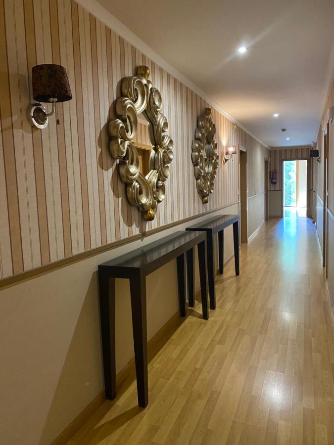 Hotel Av Apartamentos ロビオス エクステリア 写真
