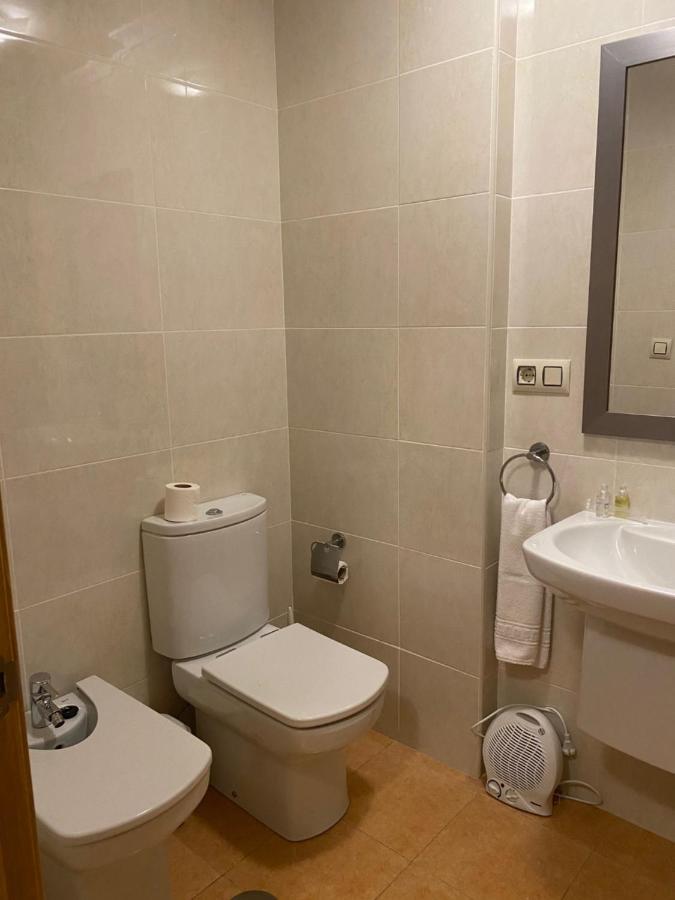 Hotel Av Apartamentos ロビオス エクステリア 写真