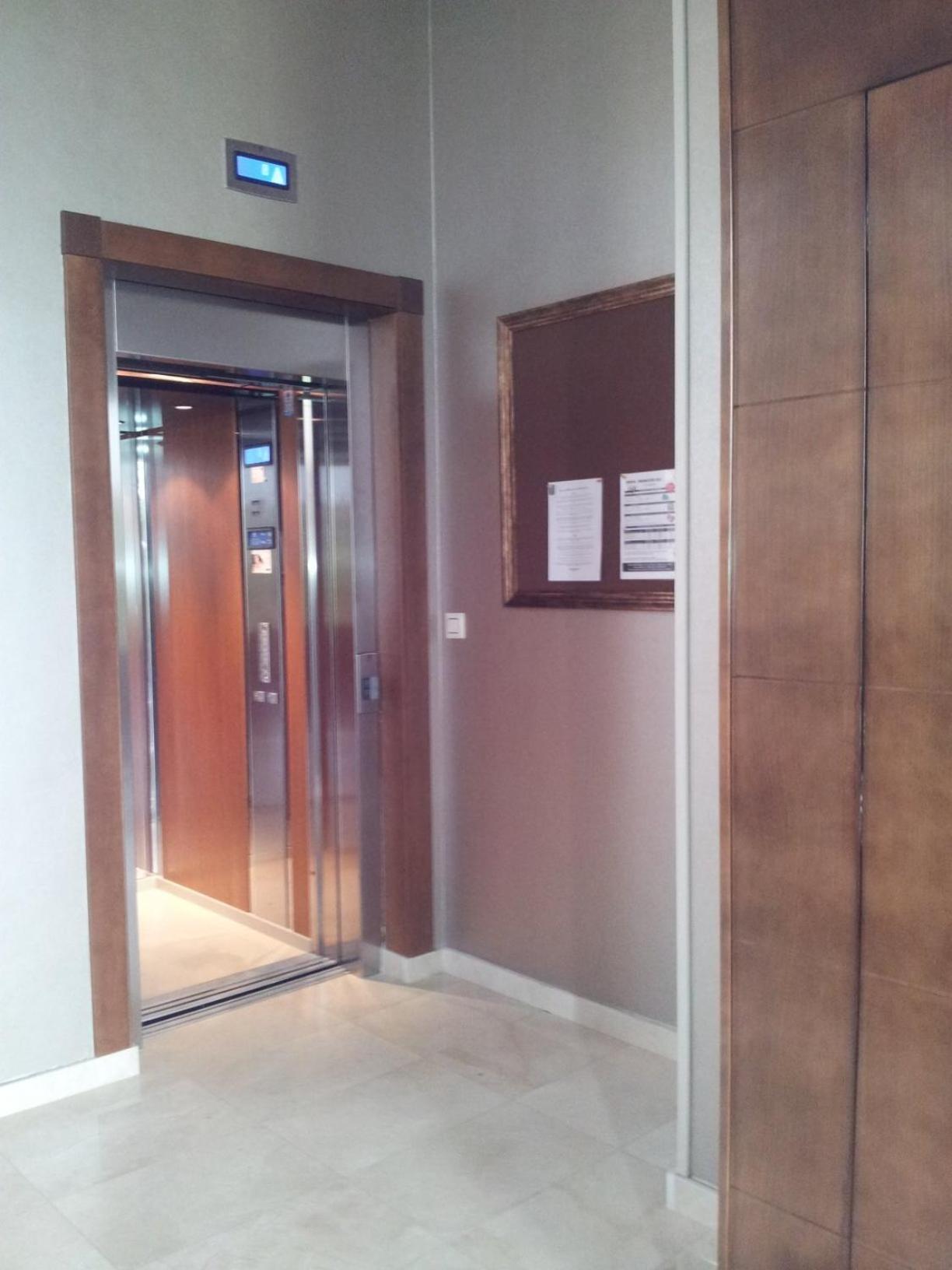 Hotel Av Apartamentos ロビオス エクステリア 写真