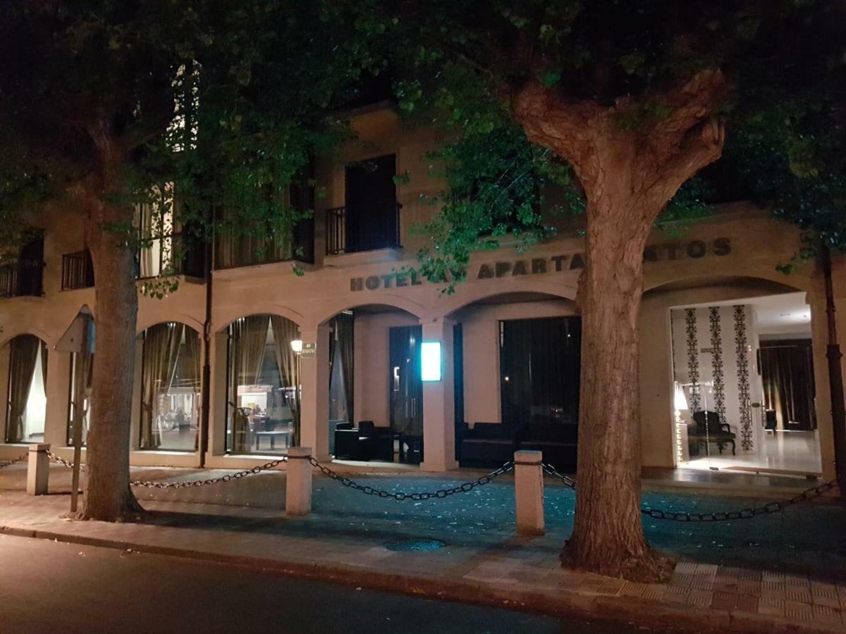 Hotel Av Apartamentos ロビオス エクステリア 写真