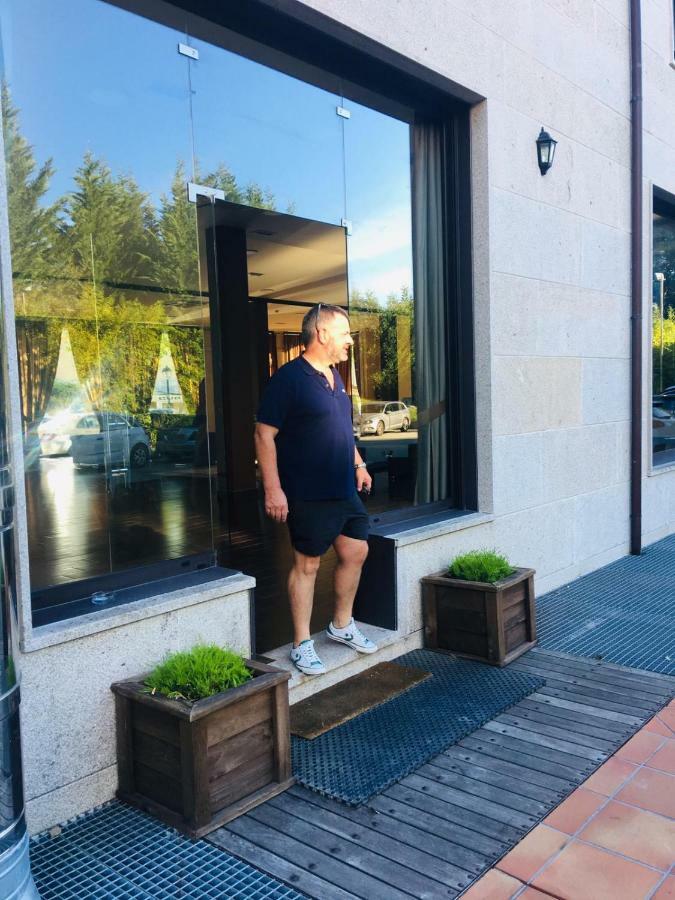 Hotel Av Apartamentos ロビオス エクステリア 写真